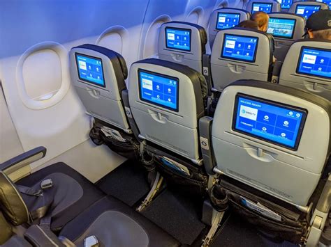 JetBlue Reviews and Flights (with pictures) .
